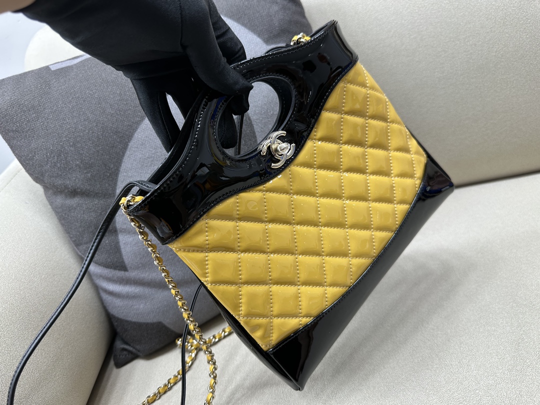 Calfskin Mini 31 Chain Shoulder Bag Handbag AS4133 Yellow